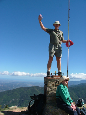 Lunch stop at Pilo Belmaig on the GR10.